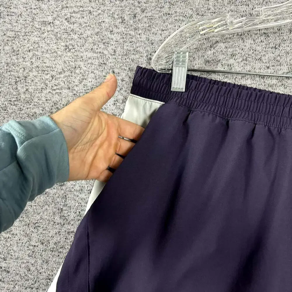 Peloton Men's Size Large Purple Lined 7
